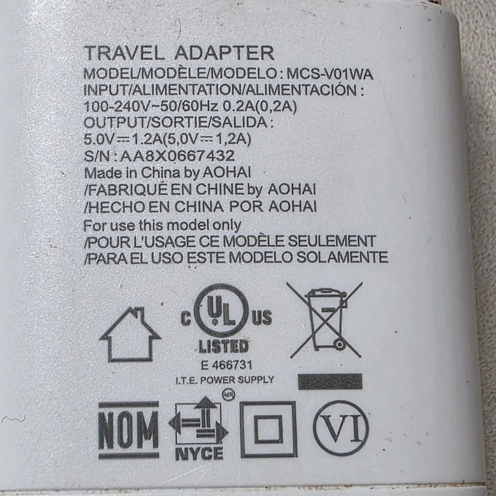 Lot of 8 LG USB Wall Charger Adapters Fast Charge MCS-H06WR MCS-V01WA White W4